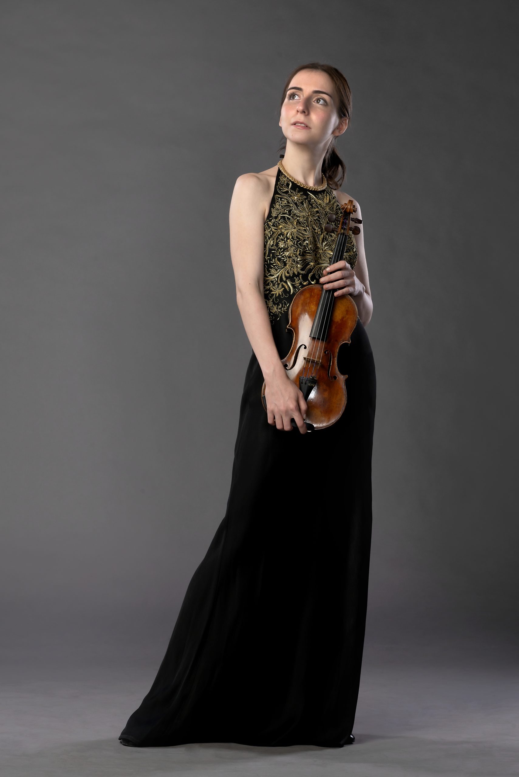 Diana Adamyan Violinist